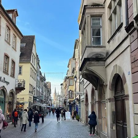 Le Grand Rue Apartment
